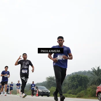 Runner Photo 7417347