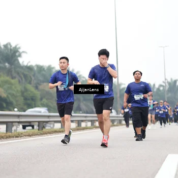 Runner Photo 7417358