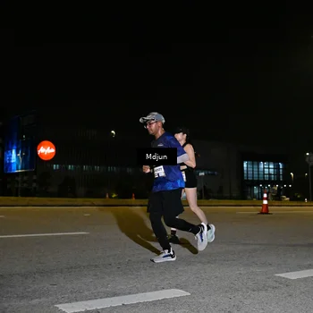Runner Photo 7417361