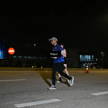 Runner Photo 7417364