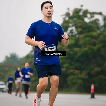 Runner Photo 7417373