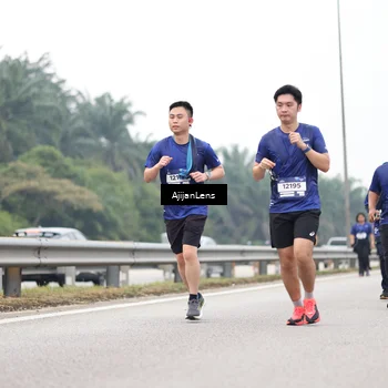 Runner Photo 7417378