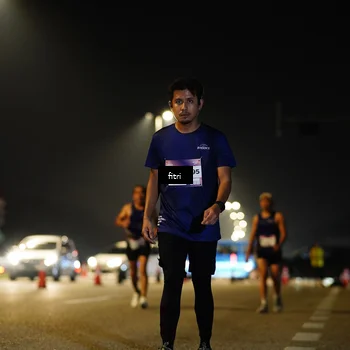 Runner Photo 7417388