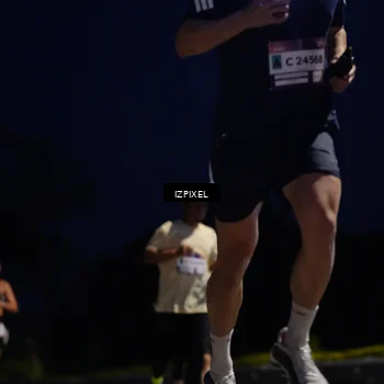 Runner Photo 7417391