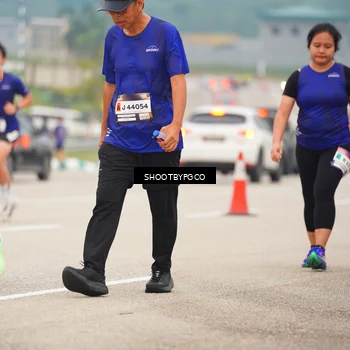 Runner Photo 7417395