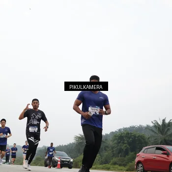 Runner Photo 7417399