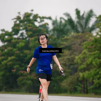 Runner Photo 7417404