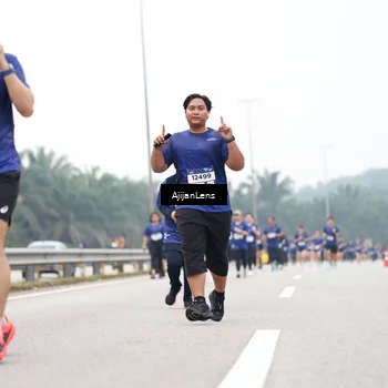 Runner Photo 7417413