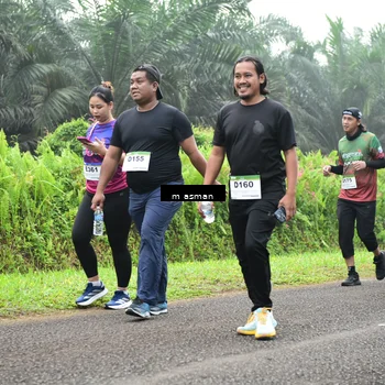 Runner Photo 7417424