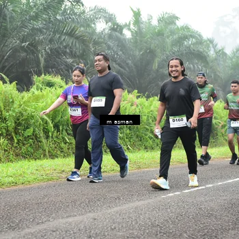 Runner Photo 7417426