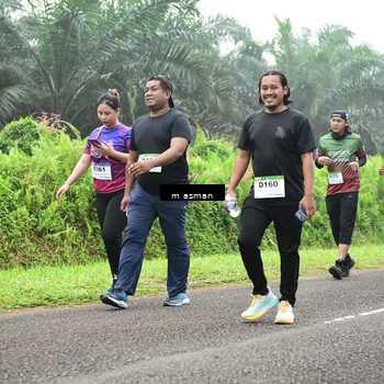 Runner Photo 7417432