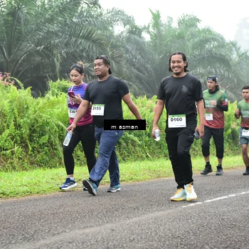 Runner Photo 7417434