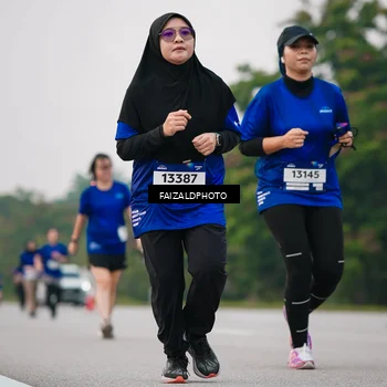 Runner Photo 7417438