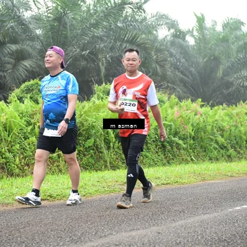 Runner Photo 7417445