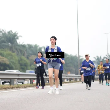 Runner Photo 7417451