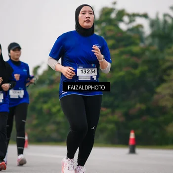Runner Photo 7417458