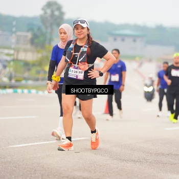 Runner Photo 7417464