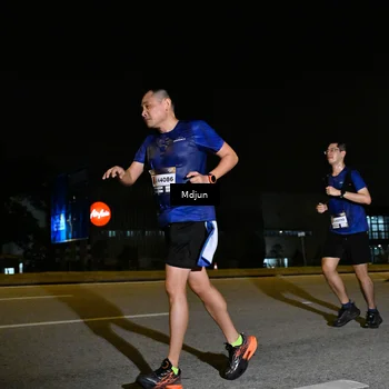 Runner Photo 7417468