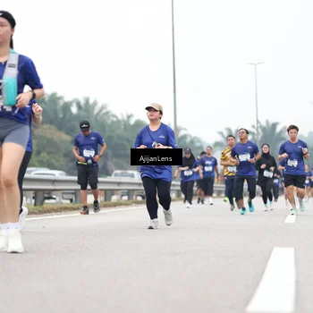 Runner Photo 7417469