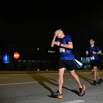 Runner Photo 7417477