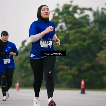 Runner Photo 7417479