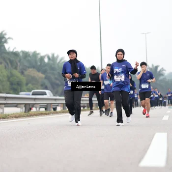 Runner Photo 7417491