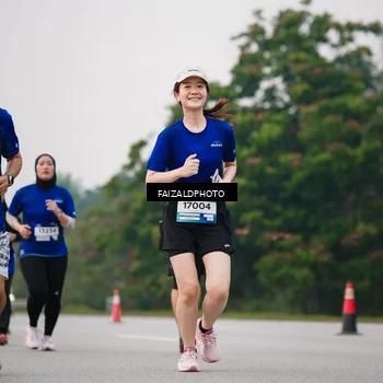 Runner Photo 7417505
