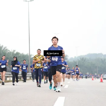 Runner Photo 7417510