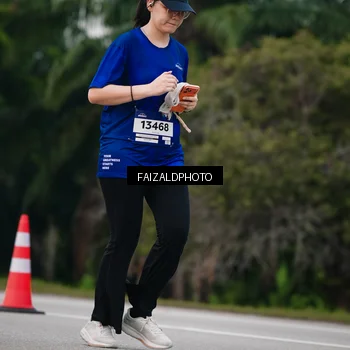 Runner Photo 7417518