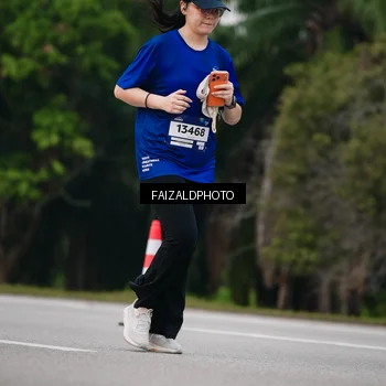Runner Photo 7417535