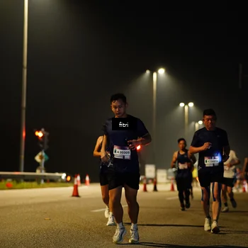 Runner Photo 7417536