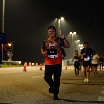 Runner Photo 7417537