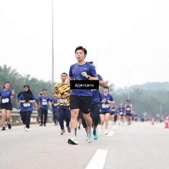 Runner Photo 7417538