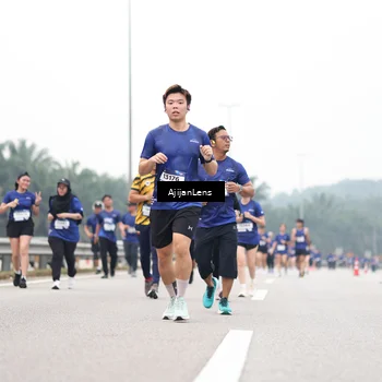 Runner Photo 7417541