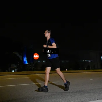 Runner Photo 7417545