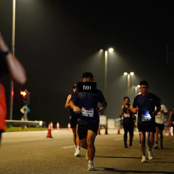Runner Photo 7417549