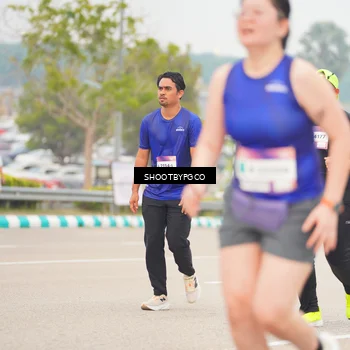 Runner Photo 7417557