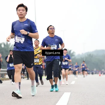 Runner Photo 7417559