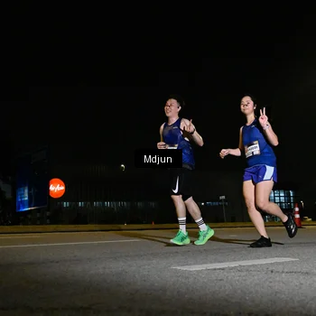 Runner Photo 7417562