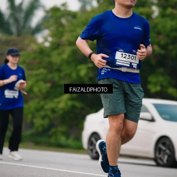Runner Photo 7417565