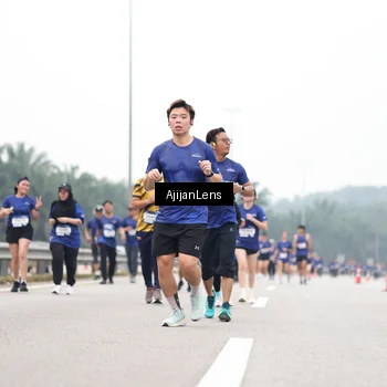 Runner Photo 7417567