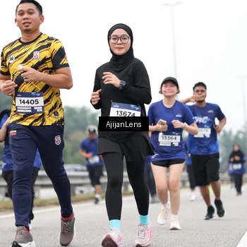 Runner Photo 7417588
