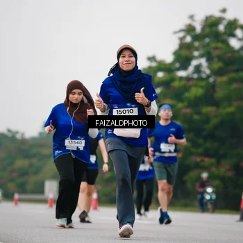 Runner Photo 7417602