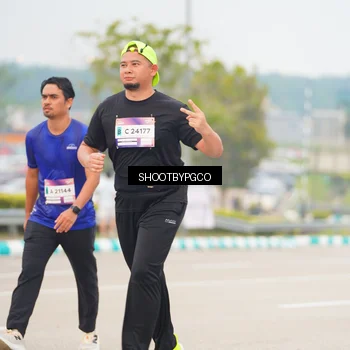 Runner Photo 7417604