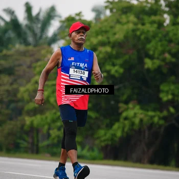 Runner Photo 7417611