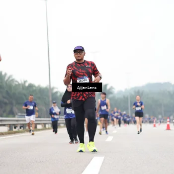 Runner Photo 7417641