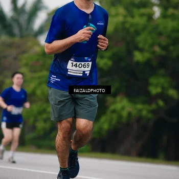 Runner Photo 7417644