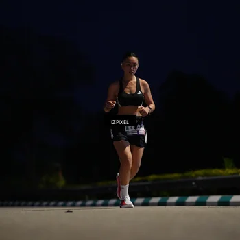 Runner Photo 7417648