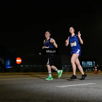 Runner Photo 7417670