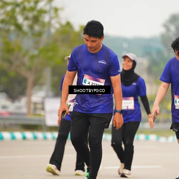 Runner Photo 7417675